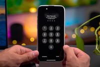 Apple được cho đã âm thầm thêm một đoạn mã vào hệ điều hành, khiến iPhone tự khởi động lại sau một khoảng thời gian nhất định nếu máy không được mở khóa. Ảnh: 9to5mac 