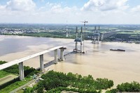 Gói thầu J3-1 - xây dựng phần còn lại của cầu Phước Khánh là nút thắt cuối cùng tại Dự án Xây dựng đường cao tốc Bến Lức - Long Thành 