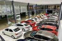 Quan hệ giữa hãng xe và đại lý phải có sự thấu hiểu và chia sẻ. 