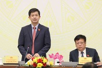 Tổng thư ký Quốc hội Lê Quang Tùng chủ trì họp báo.