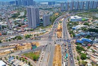 TP.HCM đang lên kế hoạch đầu tư nhiều nút giao thông lớn. Trong ảnh thi công nút giao thông An Phú để hoàn thành vào năm 2025 - Ảnh: Lê Toàn