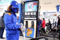 Sau khi tăng 200 đồng, giá xăng RON95 có giá mới 20.750 đồng/lít từ 15 giờ chiều 2/1/2025. 