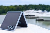 Samsung được cho là đang chuẩn bị ra mắt Galaxy Z Flip FE, mẫu điện thoại màn hình gập giá rẻ nhất của hãng, vào năm 2025. Ảnh: Getty