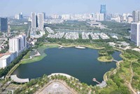 Công viên hồ Phùng Khoang là công trình thuộc Dự án đầu tư xây dựng Khu đô thị Phùng Khoang.