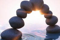 Bất động sản, chứng khoán năm Ất Tỵ: “Tiền hung, hậu cát”