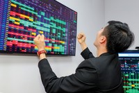 Sự “chạy đua” cần thiết