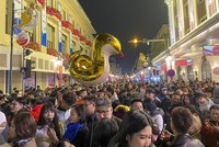 Pháo hoa rực sáng hồ Gươm đón năm mới Ất Tỵ 2025 