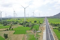 Năm 2025, Ninh Thuận tập trung nguồn lực xây dựng trung tâm năng lượng sạch, năng lượng tái tạo của cả nước 