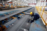 Thép Việt Nam vẫn có cơ hội xuất khẩu tốt, nhưng thuế sẽ làm biên độ lợi nhuận của doanh nghiệp giảm xuống. 