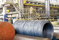 Nguy cơ chiến tranh thương mại là hiện hữu, vì thế các doanh nghiệp cần chủ động có biện pháp ứng phó (Ảnh: Đức Thanh) 