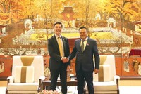 Chủ tịch UBND TP. Hà Nội Trần Sỹ Thanh tiếp Đại sứ Liên minh châu Âu (EU) Julien Guerrier ngày 22/11/2023.