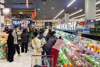 Để thúc đẩy tăng trưởng, không còn cách nào khác, vẫn phải dựa vào 3 động lực xuất khẩu, tiêu dùng và đầu tư công. Ảnh: Đức Thanh 