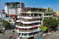 Khu vực đài phun nước ở Quảng trường Đông Kinh-Nghĩa Thục. (Ảnh: TTXVN)