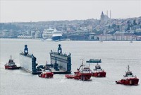 Tàu kéo của Nga di chuyển qua eo biển Bosphorus (Thổ Nhĩ Kỳ) để vào Biển Đen, ngày 18/9/2024. Ảnh tư liệu: REUTERS/TTXVN