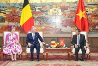 Ông Nguyễn Văn Tùng, Chủ tịch UBND thành phố tiếp Nhà vua Vương quốc Bỉ Philippe và Hoàng hậu Mathilde thăm, làm việc tại Hải Phòng