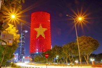 TP.HCM lung linh về đêm, tự hào 50 năm thống nhất non sông