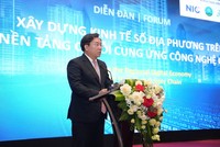 Ông Trần Duy Đông, Chủ tịch UBND tỉnh Vĩnh Phúc phát biểu tại Diễn đàn “Xây dựng kinh tế số địa phương trên nền tảng chuỗi cung ứng công nghệ cao”.