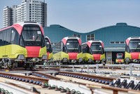 Các đoàn tàu thuộc Dự án đường sắt đô thị số 3, đoạn Nhổn - ga Hà Nội. 