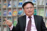 TS. Nguyễn Đình Cung.