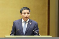 Bộ trưởng Bộ Tài chính Nguyễn Văn Thắng thay mặt Chính phủ trình Quốc hội dự thảo Nghị quyết của Quốc hội thay thế Nghị quyết số 35/2021/QH15 về thí điểm một số cơ chế, chính sách đặc thù phát triển thành phố Hải Phòng. Ảnh: Duy Linh 