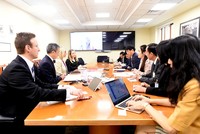 Quang cảnh phiên thảo luận giữa 2 đoàn. (Ảnh: Hằng Thu)