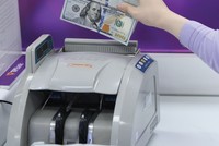 Tâm lý lo ngại trước biến động thuế quan đã tạo sức ép đẩy tỷ giá USD/VND đi lên