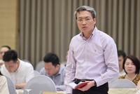 Thiếu tướng Nguyễn Quốc Toản, Chánh văn phòng, Người phát ngôn Bộ Công an thông tin về kết quả chiến dịch truy quét hàng giả, hàng nhái và gian lận thương mại. Ảnh: Nhật Bắc.