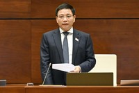 Bộ trưởng Bộ Tài chính Nguyễn Văn Thắng trong một phiên họp Quốc hội. 