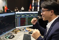 Đầu tư không chỉ là nắm giữ cổ phiếu tốt, mà còn là phản ứng nhanh với những thông tin mới 