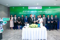 VPBankS và Fintech AI ký kết hợp tác chiến lược, thúc đẩy phát triển ứng dụng AI trong lĩnh vực công nghệ tài chính.