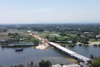 Dự án đường ven biển Dung Quất - Sa Huỳnh vẫn còn nhiều đoạn vướng mặt bằng. 