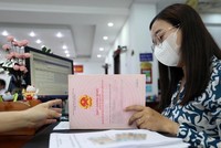 Hà Nội xem xét bỏ công chứng hợp đồng tặng, cho bất động sản giữa các cá nhân 