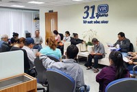 Gần 3 năm trước, hàng trăm trái chủ Vạn Thịnh Phát đã tới Văn phòng Báo Đầu tư tại TP.HCM (nay là Báo Tài chính - Đầu tư) kêu cứu, giờ đã nhận lại được tiền 