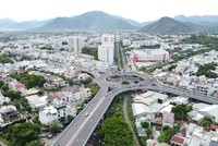 Tỉnh Khánh Hòa mới sau sáp nhập với diện tích hơn 8.555 km2, đã mở ra một không gian phát triển rộng lớn, đòi hỏi cần có tầm nhìn, định hướng chiến lược khoa học, đồng bộ, mang tính liên vùng và tích hợp các khu chức năng. Ảnh: Linh Đan 