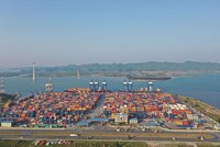 Toàn cảnh Bến cảng số 1, 2 - Khu bến cảng Lạch Huyện.