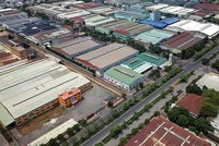 Khu công nghiệp Vĩnh Lộc đang chờ mở rộng (Ảnh: Lê Toàn) 