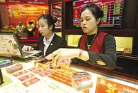 Giá vàng khó có thể giảm trong trung và dài hạn. Ảnh: Đức Thanh 