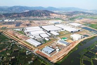 KCN Sông Khoai (KKT ven biển Quảng Yên) đã và đang được đầu tư hạ tầng kỹ thuật đồng bộ, hiện đại, ngày càng có sức hút đối với các nhà đầu tư thứ cấp đang tìm hiểu cơ hội đầu tư tại tỉnh Quảng Ninh. Ảnh: AMATA