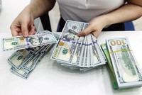 Theo nhiều chuyên gia, thời điểm hiện tại khá thuận lợi để phát hành trái phiếu bằng USD. 