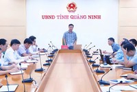 Ông Lê Văn Ánh, Phó Chủ tịch UBND tỉnh Quảng Ninh chủ trì buổi làm việc với địa phương, đơn vị liên quan để tháo gỡ khó khăn, vướng mắc trong quá trình thực hiện công tác bồi thường, giải phóng mặt bằng phục vụ Dự án Nhà máy điện khí LNG Quảng Ninh. Ảnh: QMG 