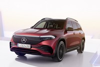 Nội thất mẫu SUV thuần điện EQB 250+.