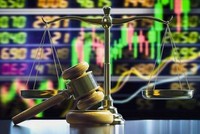 Loạt công ty chứng khoán bị Ủy ban Chứng khoán Nhà nước "tuýt còi" 