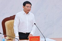 Bí thư Đảng ủy, Bộ trưởng Bộ Tài chính Nguyễn Văn Thắng chủ trì hội nghị. Ảnh: Mạnh Tuấn.