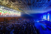 Hơn 2.000 chuyên viên kinh doanh hội tụ trong sự kiện “Căng buồm kiêu hãnh – Kiệt tác tương lai”