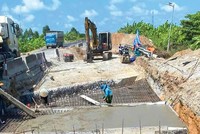 Dự án Đầu tư nâng cấp tuyến Cao Lãnh - Lộ Tẻ trên địa phận tỉnh Đồng Tháp và TP. Cần Thơ để tổ chức lại giao thông có tổng mức đầu tư 950 tỷ đồng. Ảnh: Nhật Huy