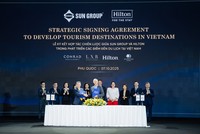 Lãnh đạo cấp cao nhất của Hilton ký kết hợp tác chiến lược với Sun Group