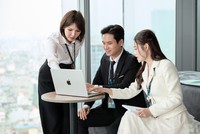 Việt Nam chính thức nâng hạng, chọn cổ phiếu công ty chứng khoán nào?