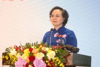 Bộ trưởng Bộ Nội vụ Phạm Thị Thanh Trà trả lời câu hỏi của phóng viên về kết quả của cuộc cách mạng sắp xếp, tổ chức bộ máy.