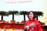 Bà Bùi Thị Minh Hoài tiếp tục giữ chức Bí thư Thành ủy Hà Nội khóa XVIII.