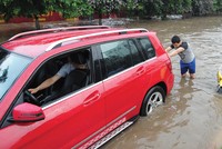 Ước tính sơ bộ tổng số tiền các doanh nghiệp bảo hiểm phải bồi thường cho khách hàng trong cơn bão số 10 và 11 là 1.674 tỷ đồng